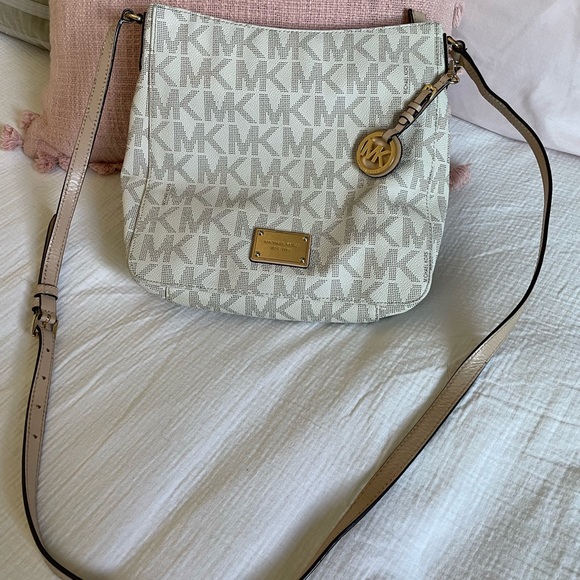 Michael Kors Crossbody Purse - Picture 1 of 9